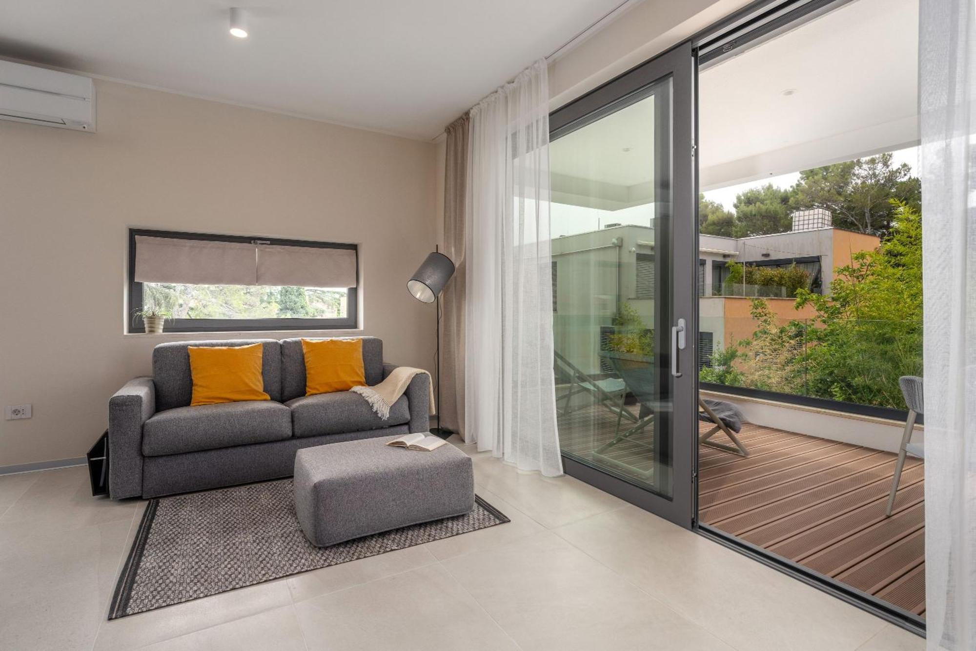 The Q Bliss - Your New 4-Star Hideaway With A Garage Rovinj Buitenkant foto