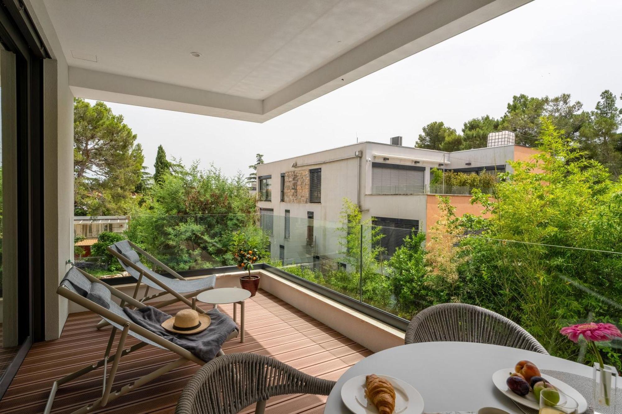 The Q Bliss - Your New 4-Star Hideaway With A Garage Rovinj Buitenkant foto