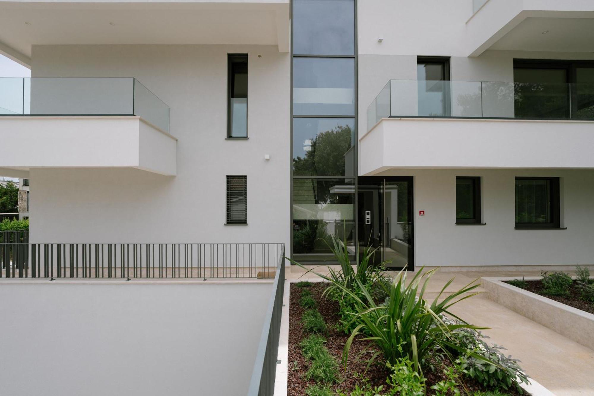 The Q Bliss - Your New 4-Star Hideaway With A Garage Rovinj Buitenkant foto