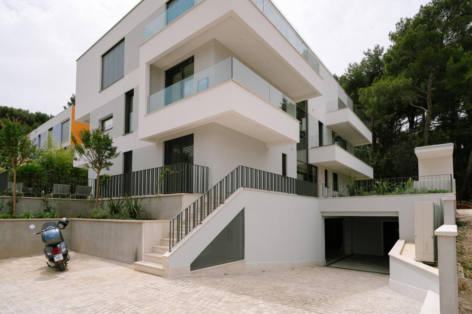 The Q Bliss - Your New 4-Star Hideaway With A Garage Rovinj Buitenkant foto