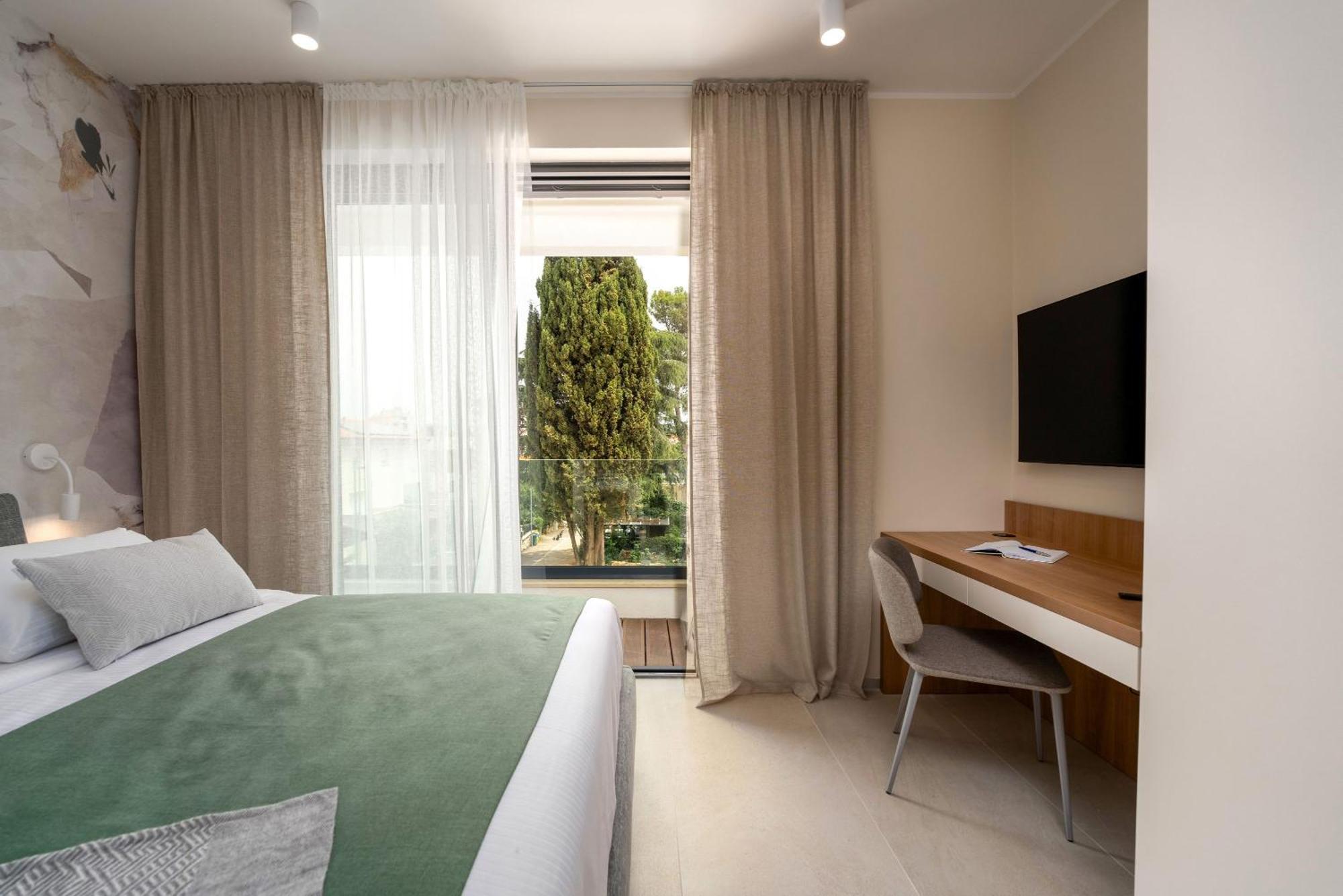 The Q Bliss - Your New 4-Star Hideaway With A Garage Rovinj Buitenkant foto